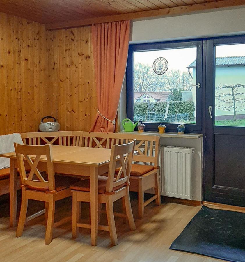 Ferienwohnung Am Hasenweg 로스토프 외부 사진