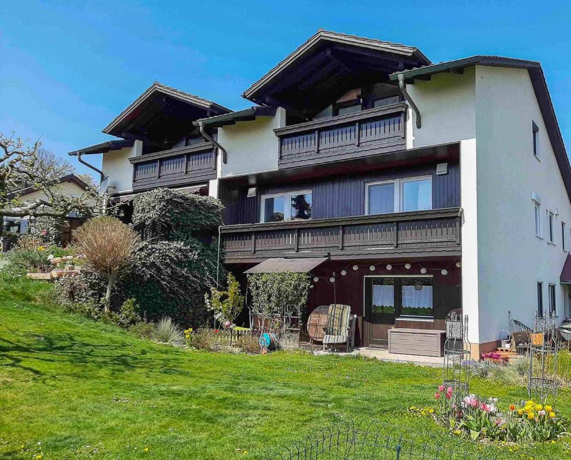 Ferienwohnung Am Hasenweg 로스토프 외부 사진